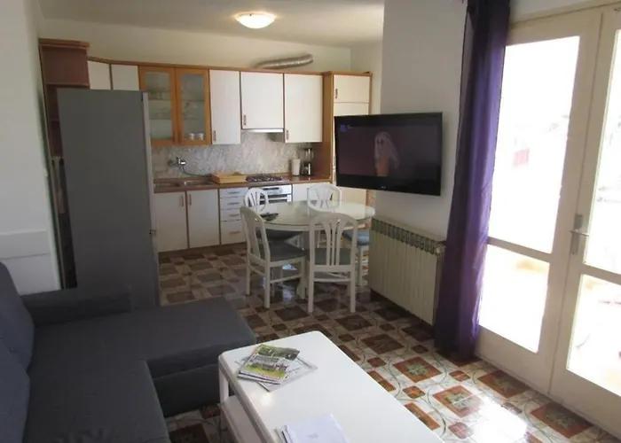 Silente Макарська